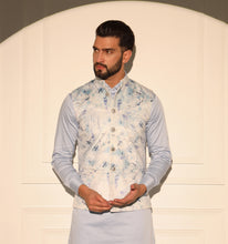 Load image into Gallery viewer, Aurangzeb Velvet Nehru Jacket
