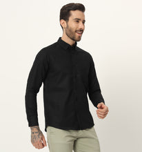Load image into Gallery viewer, Raven Linen Shirt

