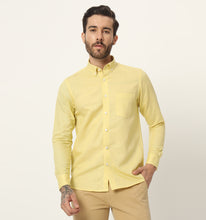 Load image into Gallery viewer, Pineapple Linen Shirt
