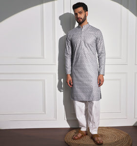 Aaghaz Embroidered Kurta