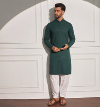 Load image into Gallery viewer, Taabir Embroidered Sequin Kurta
