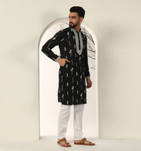 Load image into Gallery viewer, Mehwish Embroidered Sequin Kurta
