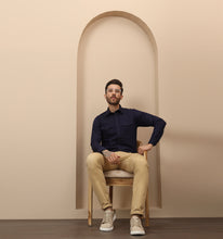 Load image into Gallery viewer, Navy Linen Shirt
