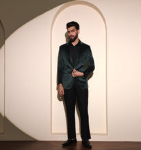 Load image into Gallery viewer, Bottle Green Velvet Blazer
