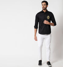 Load image into Gallery viewer, Simba Embroidery Shirt
