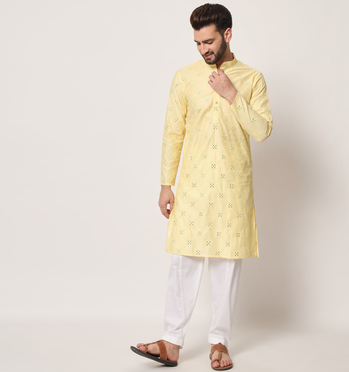 Shiddat Embellished Kurta